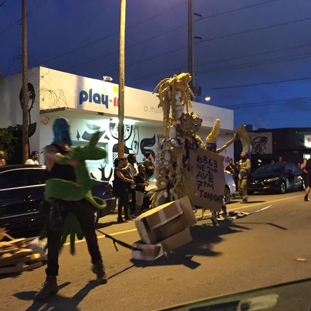 lanna_martinez's tweet image. These guys were toting a sign that read "Fuck Art Basel" and stopping traffic in Wynwood. #artinthestreets #ABMB14