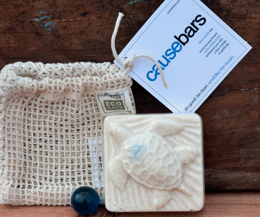 SEEturtles's tweet image. Artisan organic goatmilk soap from @theslowcoast helps save baby turtles and make a great gift buff.ly/1FLUCVa