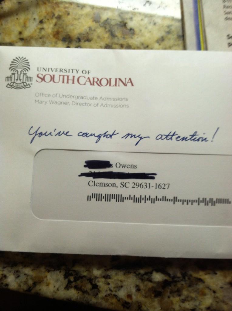 chucko3600's tweet photo. My daughter @rileyowens_  got this in the mail. She said trash it #didntopenit #smartgirl http://t.co/ApJlkH26QF