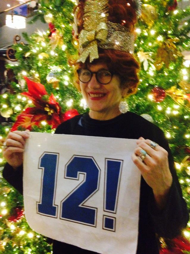 Beaconettes's tweet photo. Beaconettes love @seahawks @BTDrumline @FiggySeattle! http://t.co/NYEUZC6sHn
