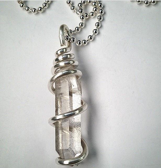 3rdGalaxiArt's tweet image. Don't forget about our giveaway that begins when we hit 1,000 followers! #3GA #3rdGalaxiArt