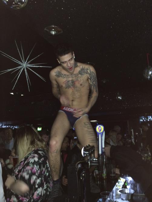 He's causing havoc!! @MickeyTOfficial http://t.co/B5ou8QslUx
