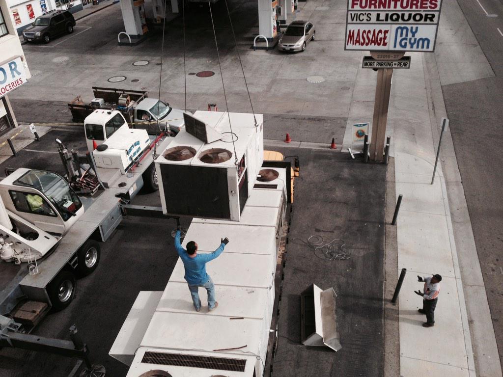 latempcontrol's tweet image. Out with the old