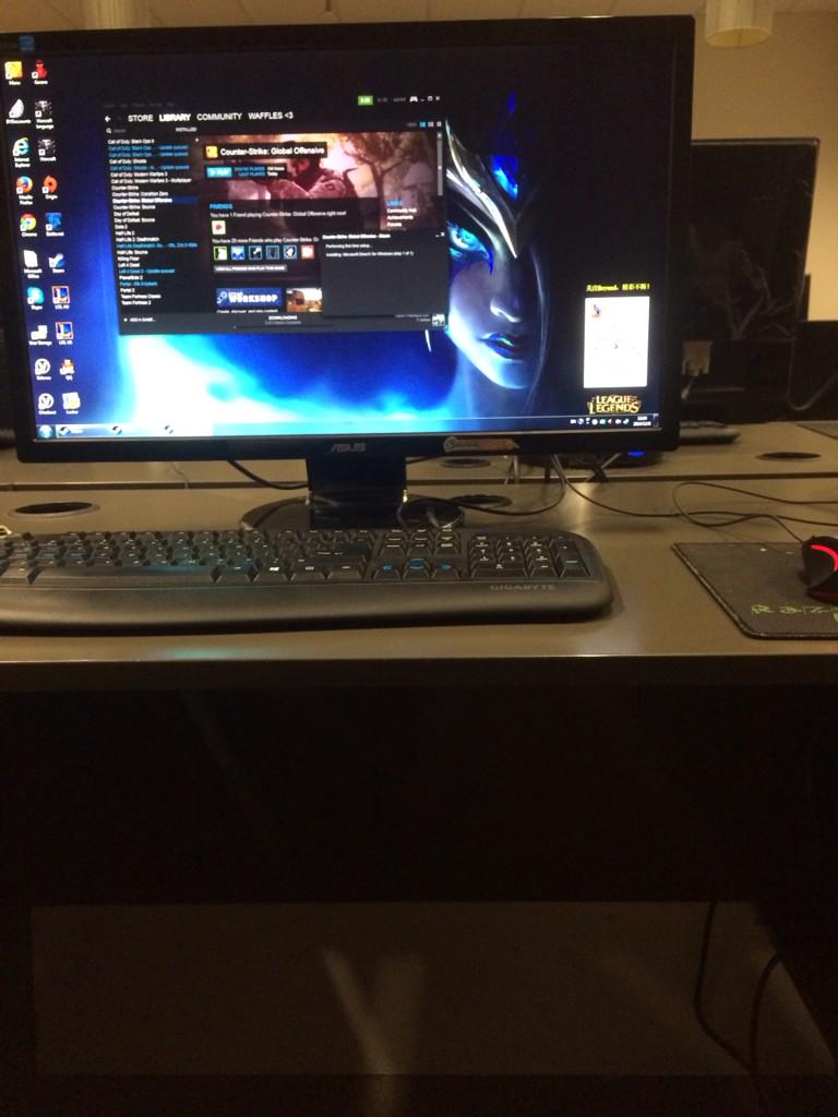 stanfall's tweet image. Counter strike laning it up #gamer