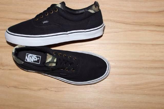 DRFoutlet's tweet photo. Tips malmingan biar kece, tentunya pake vans doong http://t.co/70oeEqjgfz