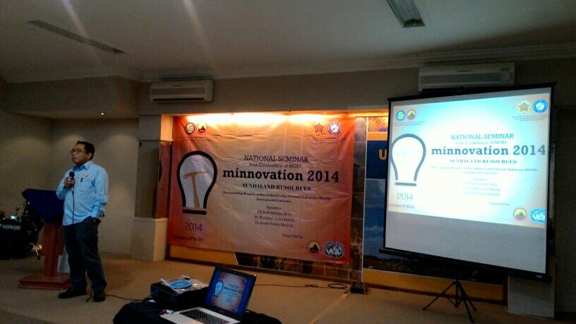 seg_ugmsc's tweet photo. The Opening of national seminar minnovation 2014 : by Mr Lucas Donny  Setijadji as Faculty Advisor http://t.co/uPIAJ2bw64
