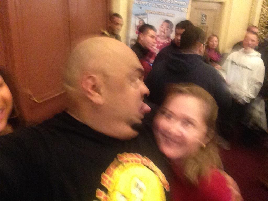 SAM72613's tweet photo. @comicrick hilarious!!!! #UnityThroughLaughterTour #fluffy http://t.co/gtstd7zHsg