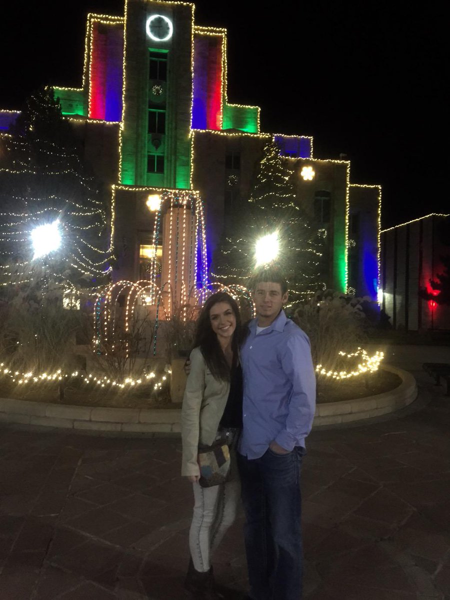 joshkolber's tweet photo. Awesome night with @taylorscho http://t.co/cpi5nTQXnu
