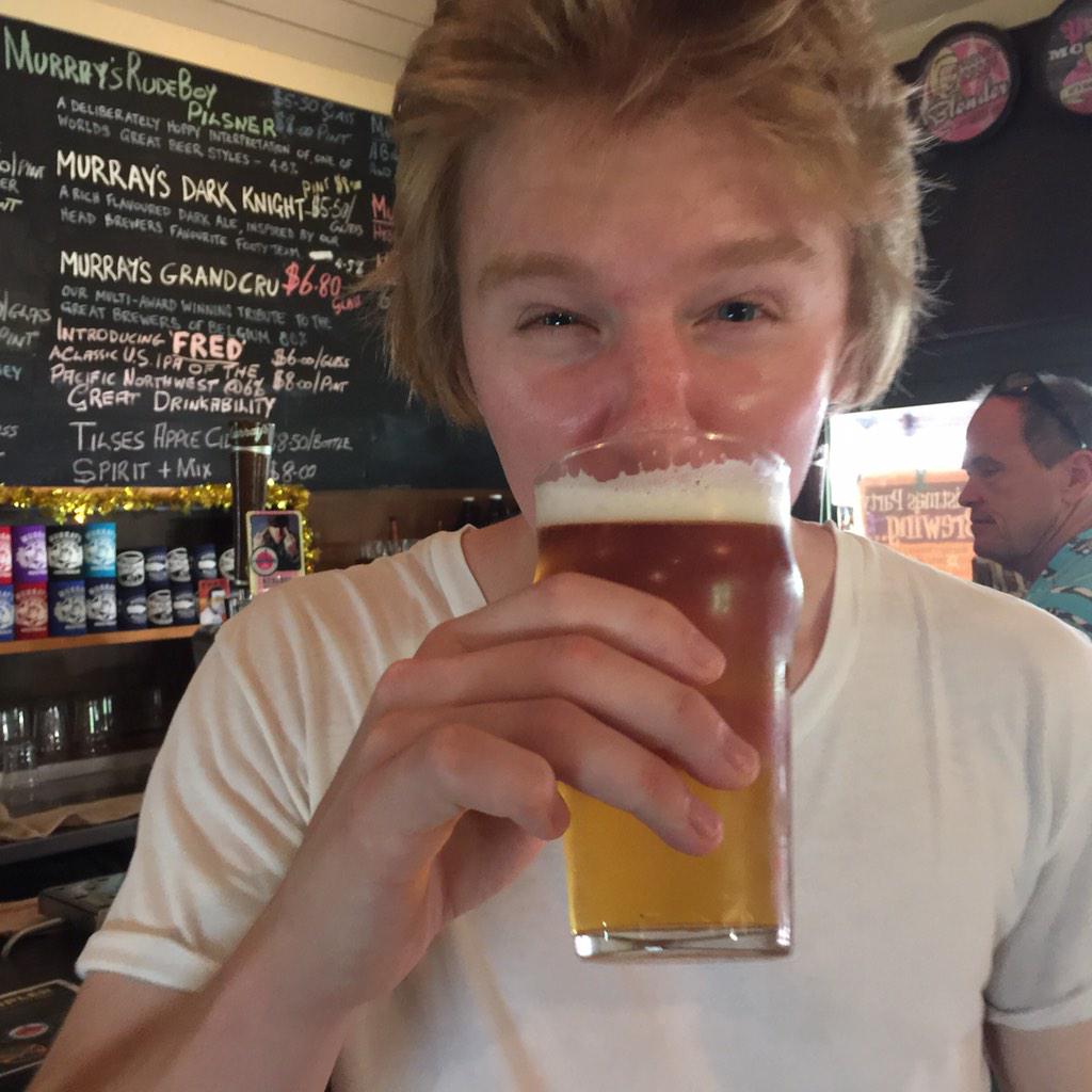 NewcastleMirage's tweet photo. Top day! #murrayscraftbeerco #murraysbrewing #craftbeer #delicious http://t.co/VAXXKYLwR3