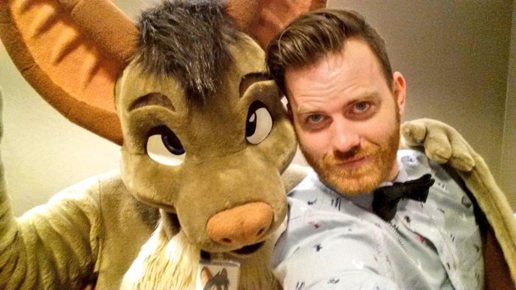 Embedded image permalink