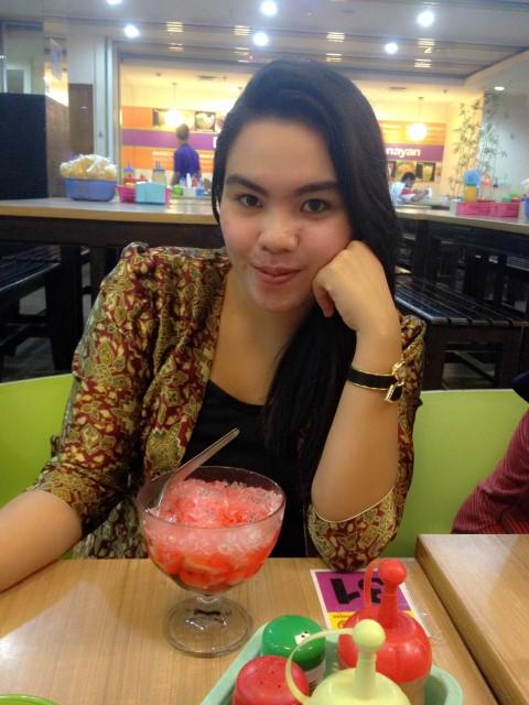 EsterrSilalahi's tweet photo. Mams http://t.co/Pb3iHZw60E