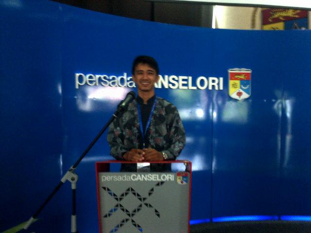 ini_aem tweet picture