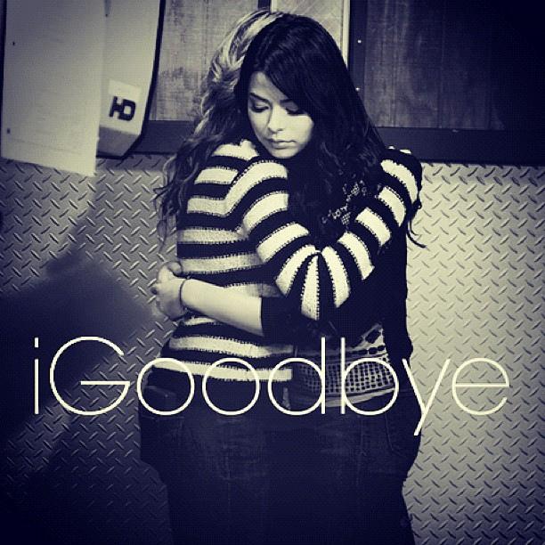 Yasmusic_M98's tweet photo. #Icarly é legal mas... #Igoodbye :(

<3 <3 <3 http://t.co/gKbQDlX27o