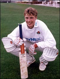 One of Englands finest all rounders -- Andrew Flintoff turns 37 today. Happy birthday Freddie. 