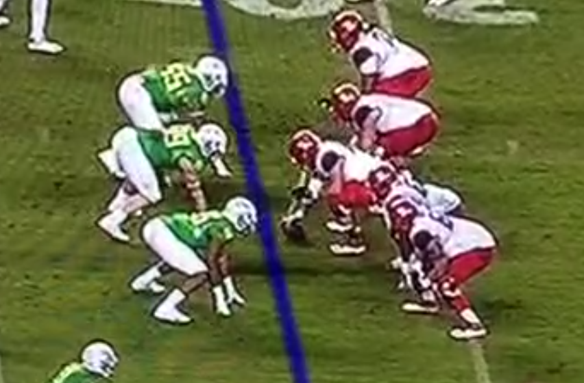 BleacherReport's tweet photo. VIDEO: Arizona center pukes on the ball, then snaps it http://t.co/Od6uGf9G1H http://t.co/4qw7UIuxcf