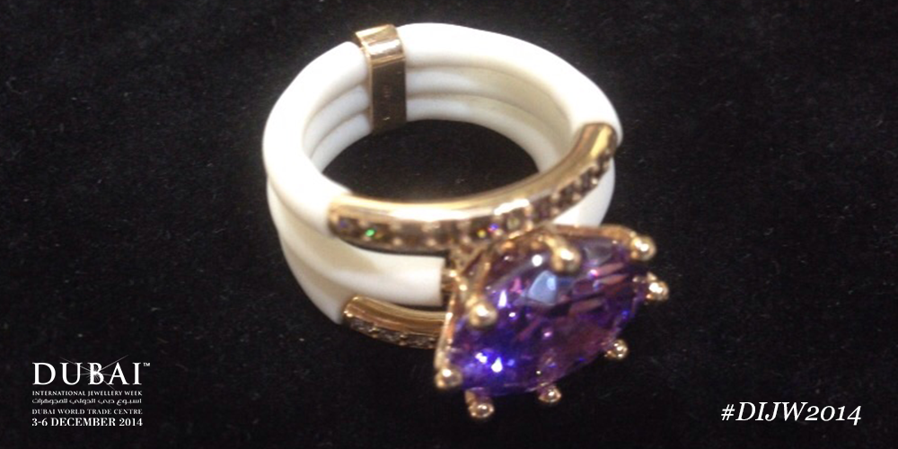 VODDIJS's tweet photo. Loving this Silver & Zirconia sillicone band by #LeCorone / Italy #DIJW2014 http://t.co/t1zUewp3Fm