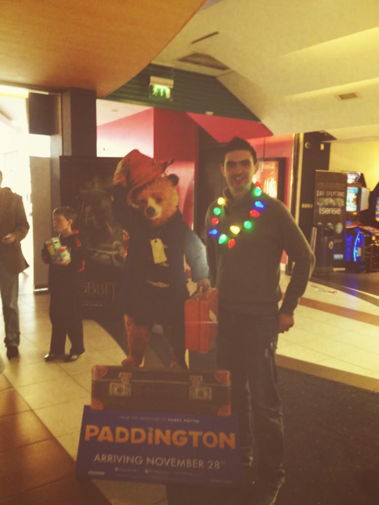 JenMinogue321's tweet photo. Thanks to all @ERAC_Jobs colleagues customers&amp;friends who brought their #winterwollies to #paddington for @SimonComm http://t.co/ndJCIn3i0n