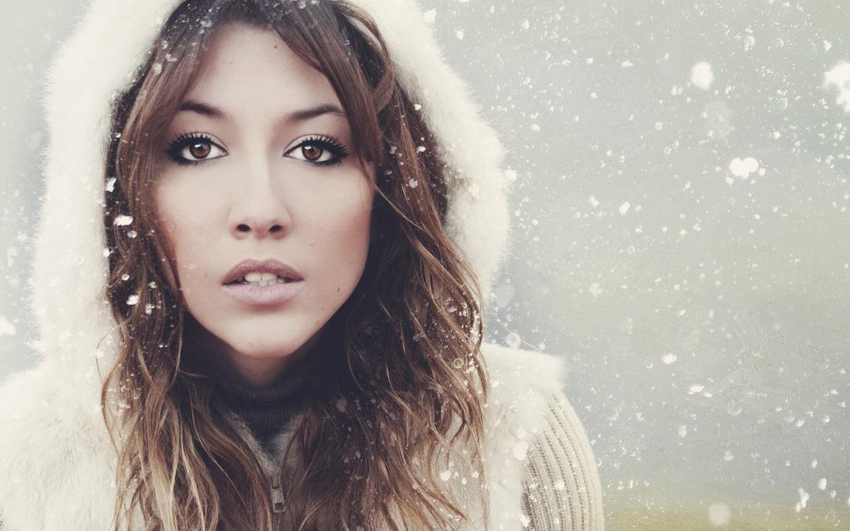 BronzExpressIRL's tweet photo. Academie Bronz’Express Hydrating Body Milk ensures instant natural radiance throughout the winter! http://t.co/GgwKrWQuKN