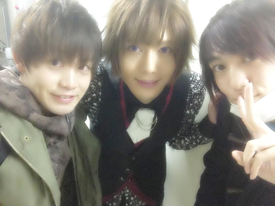 輝山 立 Sur Twitter 舞台 私のホストちゃん 血闘 福岡中洲編 観劇してきました 自分がやってる時から進化してて感動したーー W やっぱりお客様あっての作品ですね 深雪役の染谷俊之さんと山ピーと 詳しい感想は後ほど ブログで Http T Co