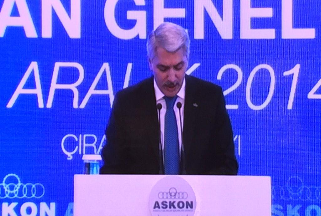 ASKON Genel Başkanı Sn. KOCA, konuşmasında Türkiye'deki ümit verici gelişmeler, hedefler ve ihtiyaçlar hk. konuşuyor
