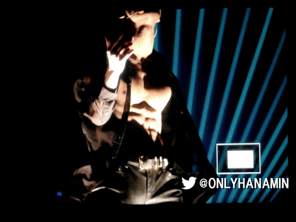 B4KcKu8CMAARzQX.jpg:large