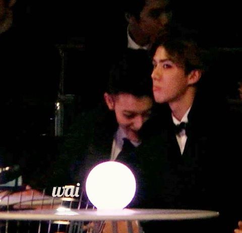 TaoHunMom's tweet photo. You're always caught by camera babies ♡♡♡ #TaoHun http://t.co/IMrfpBbITQ