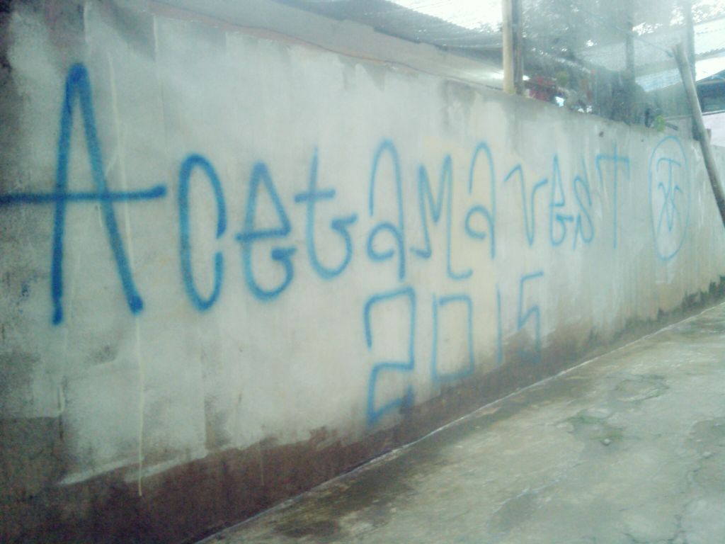 Wkwk RT<a href="/Acetamavest15/">MultiMediaMandiri</a>: Tembok keramat!!!bahayaa!!!haha"<a href="/BustomiAlgifari/">Busthomi Al-Gifari</a>: <a href="/Acetamavest15/">MultiMediaMandiri</a> at my home min ;;) ""