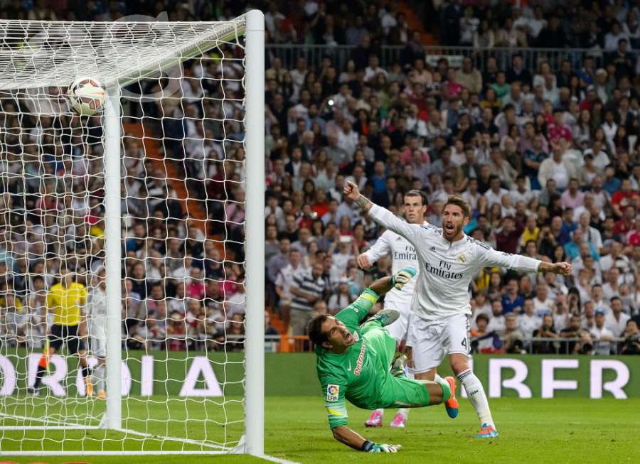 diarioas's tweet image. Sergio Ramos: 300 partidos en Liga y pendiente de su renovación
dozz.es/r0spm