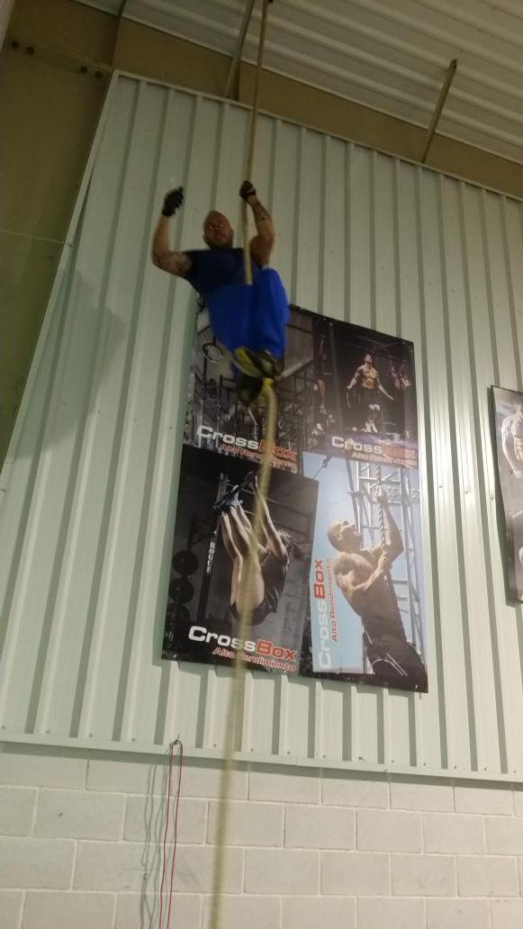 CrossBox_AR's tweet image. Trepa de cuerda Olayu won