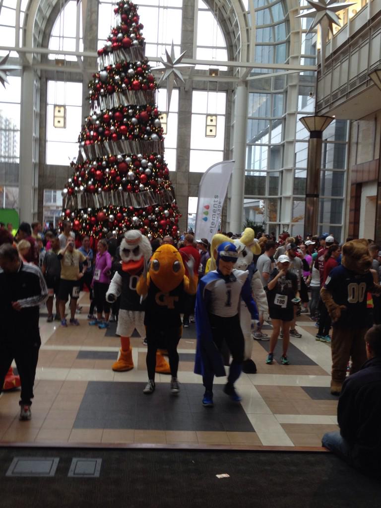 AAAEvents2013's tweet photo. Thanks to all that came out for the #acc5K today!!! Fun times had by all!! See you all next year!!!
DJ Chris http://t.co/M964eskUDf