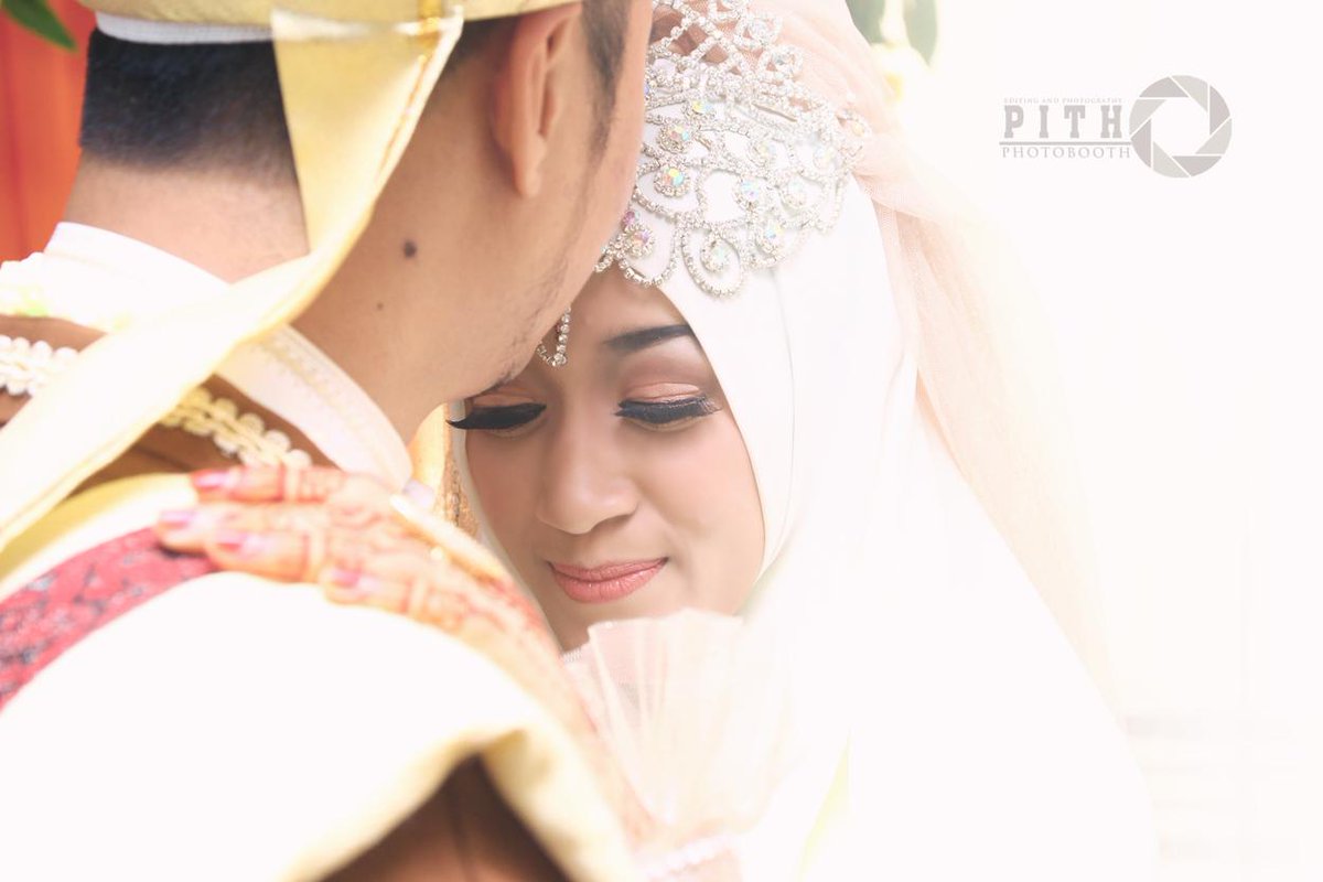 R_Sakti's tweet photo. muslim wedding.... http://t.co/Ton83ZtCGY