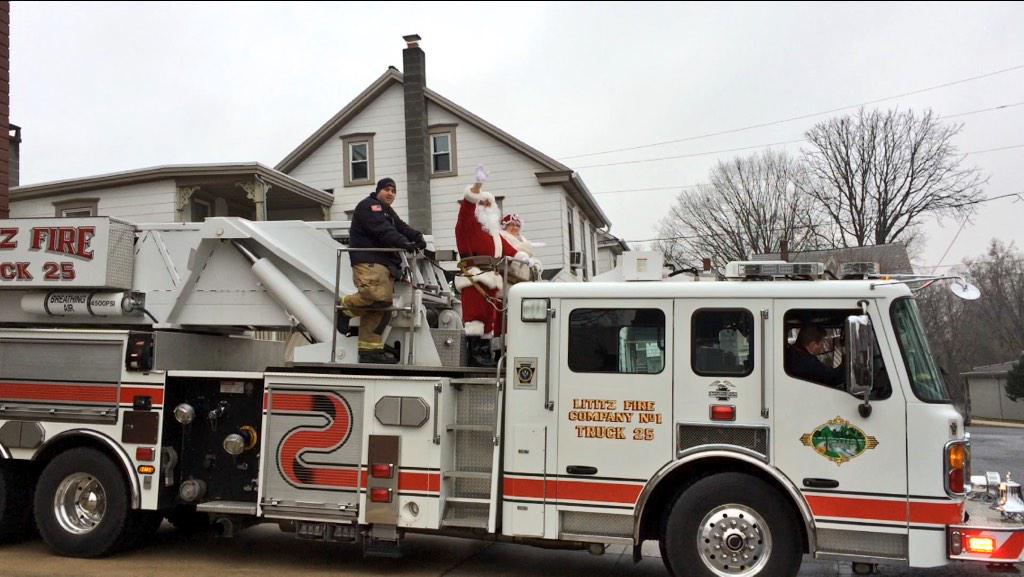 lititzfire's tweet image. Just one of our many civic duties. #Christmas #happykids #santadelivery