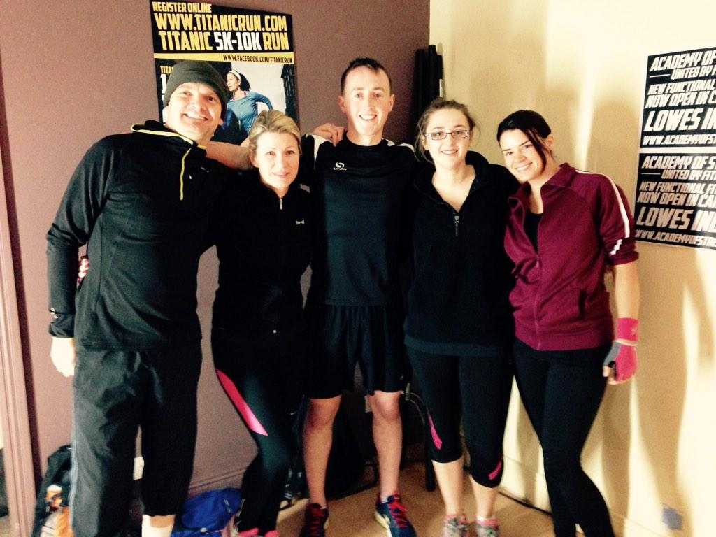 becomeamachine's tweet photo. Thank you so much for the gang doing their Team WOD this morning at @PopUpCarryduff #community #Carryduff #proud http://t.co/eQBhX7XdNA
