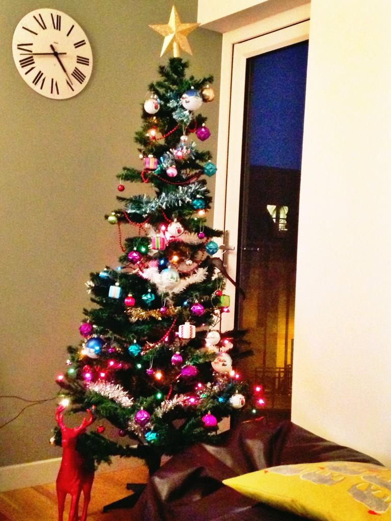 The first ever Batchelor O'Dwyer Christmas tree, what a magical moment <a href="/OfficialJOD/">James O'Dwyer</a>