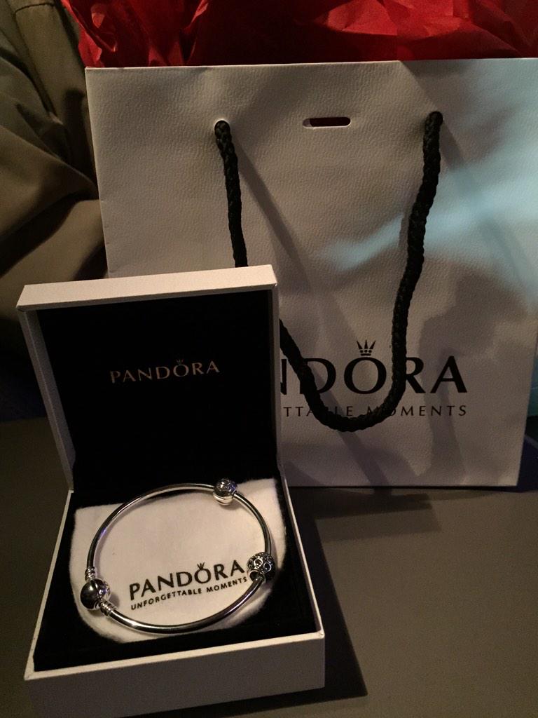 wendyg246's tweet photo. @PANDORA_NA Love my Pandora bangle❤️ #PANDORAwishes http://t.co/pgyOAtz8qy