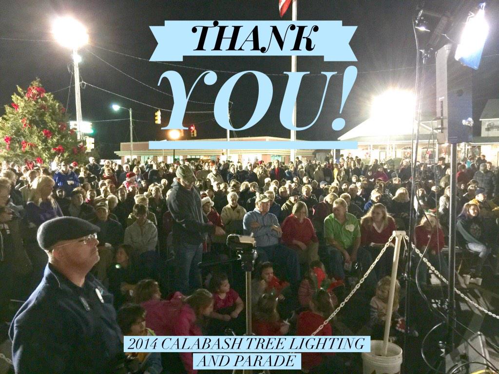 ErnieWard_'s tweet photo. HUGE crowd last night at 19th Annual Calabash Tree Lighting and Parade! @brunswickbeacon @Brunscosheriff #BrunsCo http://t.co/t58dDe7J6l
