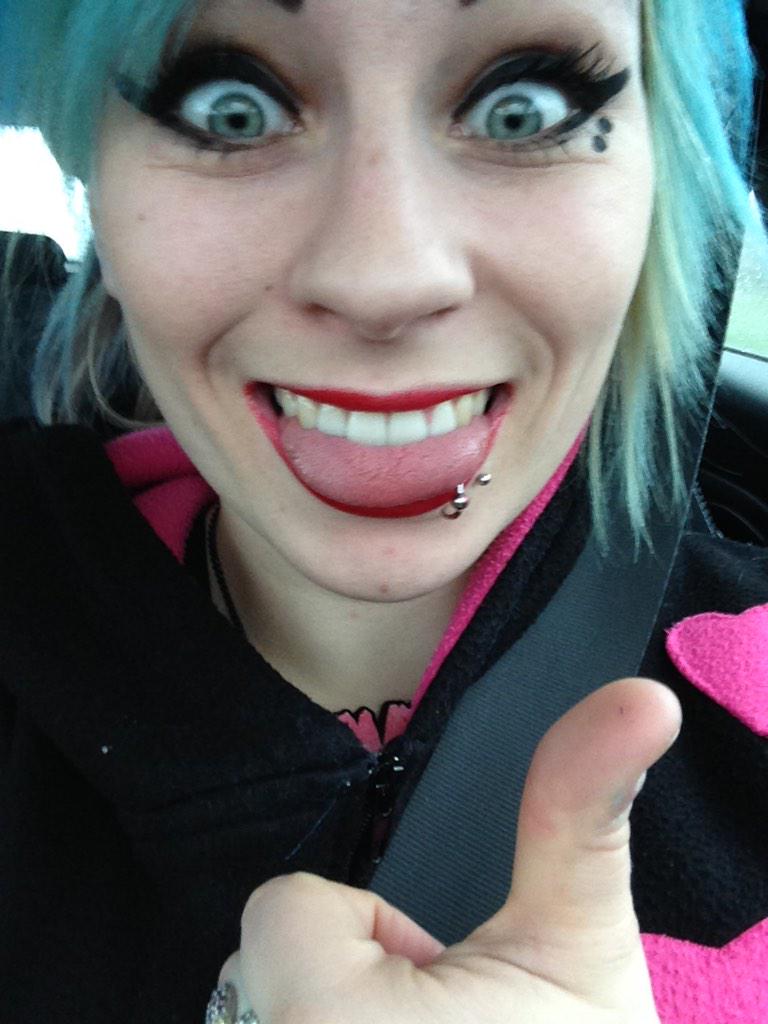 ahnuhhh's tweet photo. Heading to my Auntie B's 70th with @alteredross yayayayaya!! #paaaaaaaarty http://t.co/u76wsLl0XK