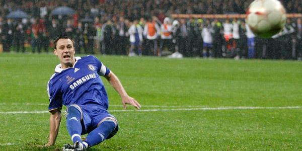FootballFunnys's tweet photo. For all those Chelsea fans singing about Steven Gerrard’s slip last season... http://t.co/40LWOs42AK