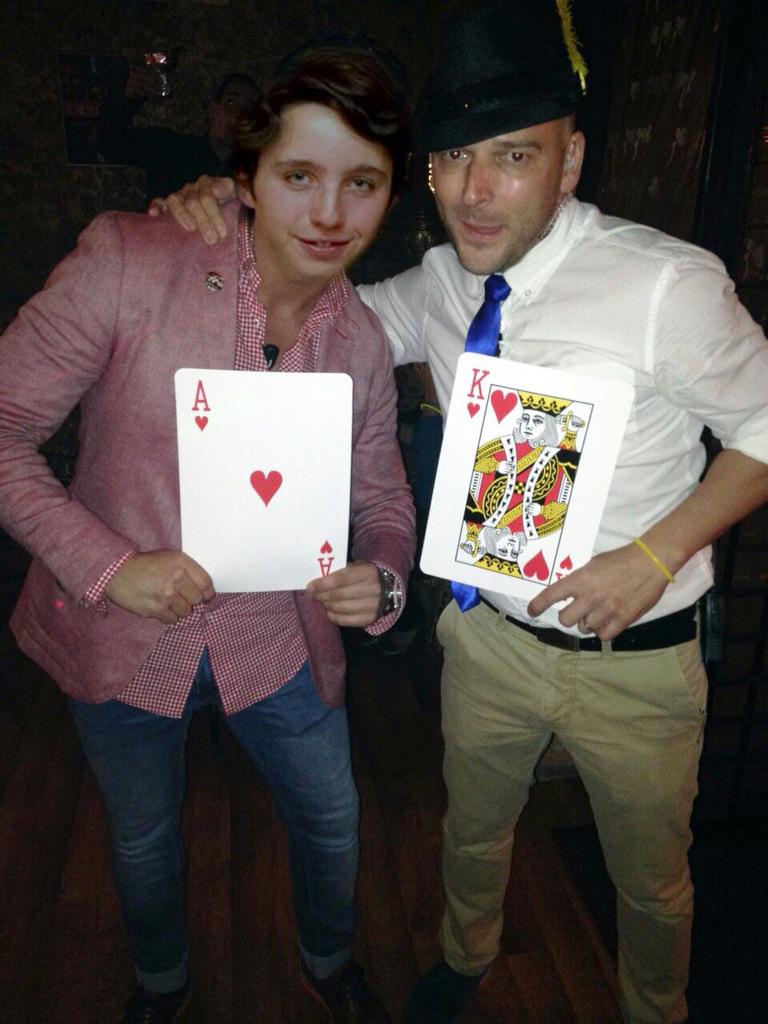 TeteMotilla's tweet photo. El Nico de visita en @TeteMotilla con @Lkmaisa @GarridoBanda  jajajajjajajaa http://t.co/Cq564dQTIV