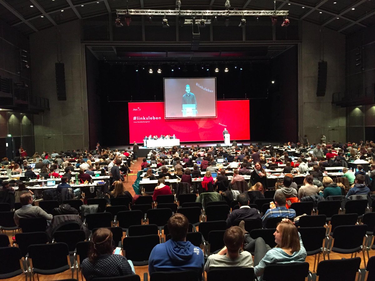 Auch die <a href="/jusoserlangen/">Jusos Erlangen</a> sind auf dem #Buko14 der <a href="/Jusos/">Jusos in der SPD</a>.