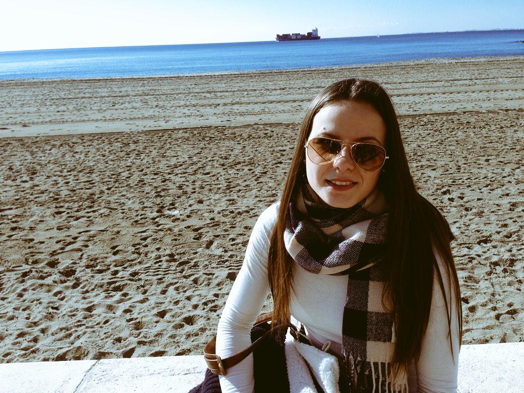 juanillo413's tweet photo. @tatyllaa11 http://t.co/YXSenpGiPv te amo❤️ http://t.co/QtgnVhDQiv