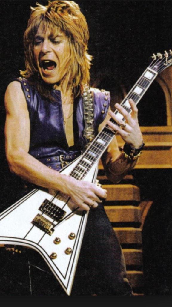 Happy birthday Randy Rhoads! Rock the heavens!!! 