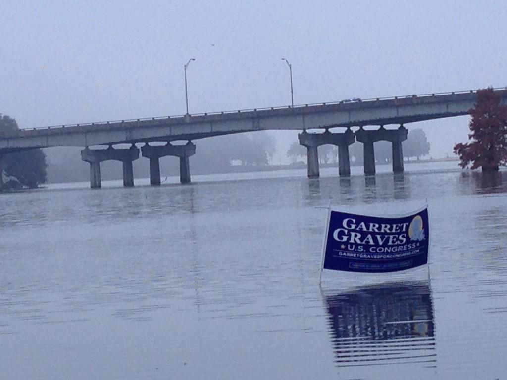 BrianJodice's tweet photo. In Baton Rouge &amp; it looks like @garretgraves supporters are ready to take Election Day by land, air, &amp; lake. #GOTV http://t.co/zfioS5qpYd