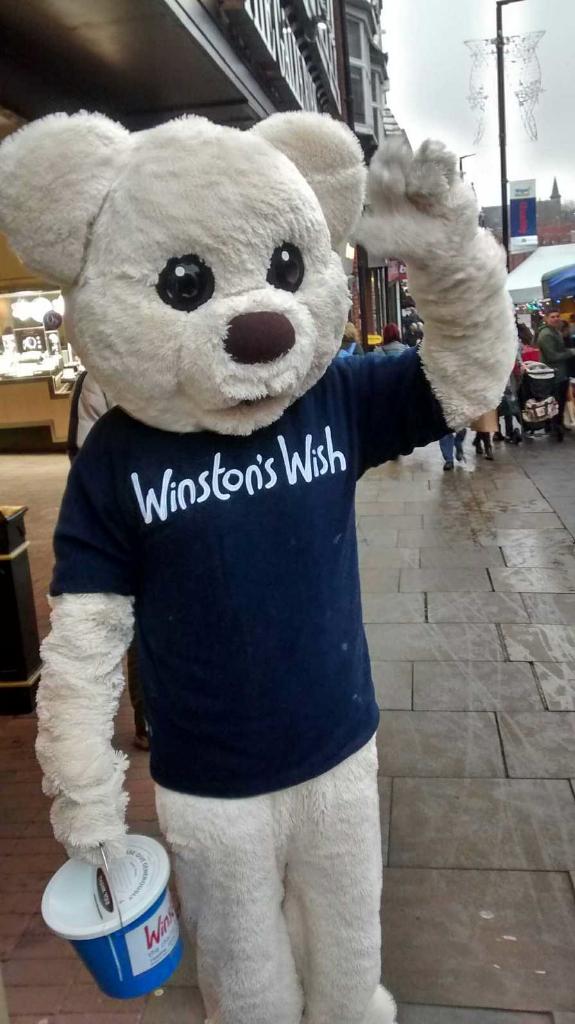 clare714's tweet photo. @winstonswish in Wigan town centre raising funds for child bereavement services #Wigan http://t.co/KhMpDttNJV