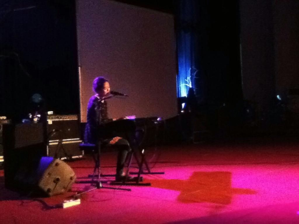 Frau.... mau lagi mau lagi....<a href="/leliyani/">Leilani Hermiasih</a>