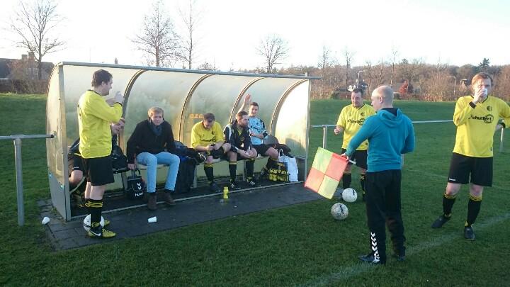 vvozc7's tweet photo. 4-0 bij #rust johen 3x 1 maal takkie #ozcvriezenveen http://t.co/77GQJiY1LZ