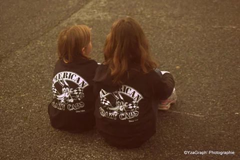 Yza_Graph's tweet image. American crazy cars en force ! 
#americancrazycars #leperenoelestunbiker #orthez2014 #associationkoala