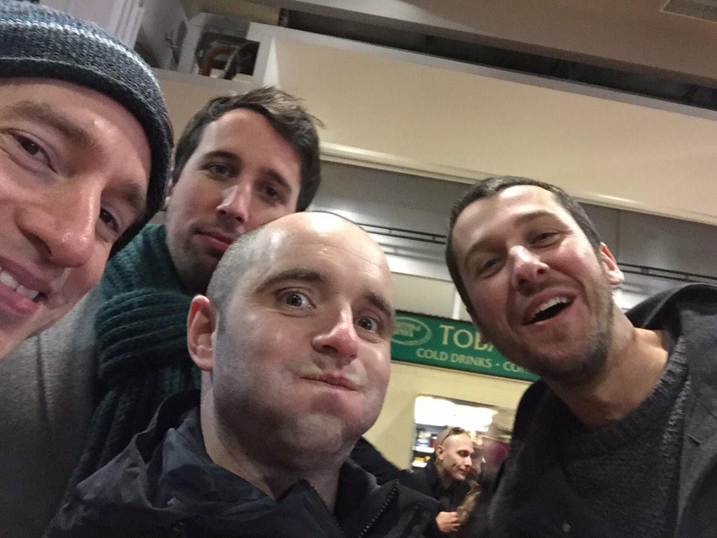 Enjoying the #TingleCreek races on a sunny Winter Saturday with <a href="/patersonae/">Alastair Paterson</a> <a href="/teamrhys1980/">Rhys G</a> living the dream!