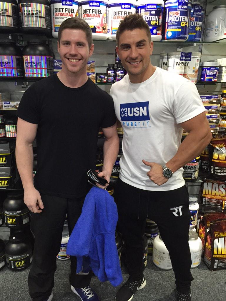 marcbennion's tweet photo. @jamesabreenPT met @ryanjterry today our idol http://t.co/J5M5z51HxL