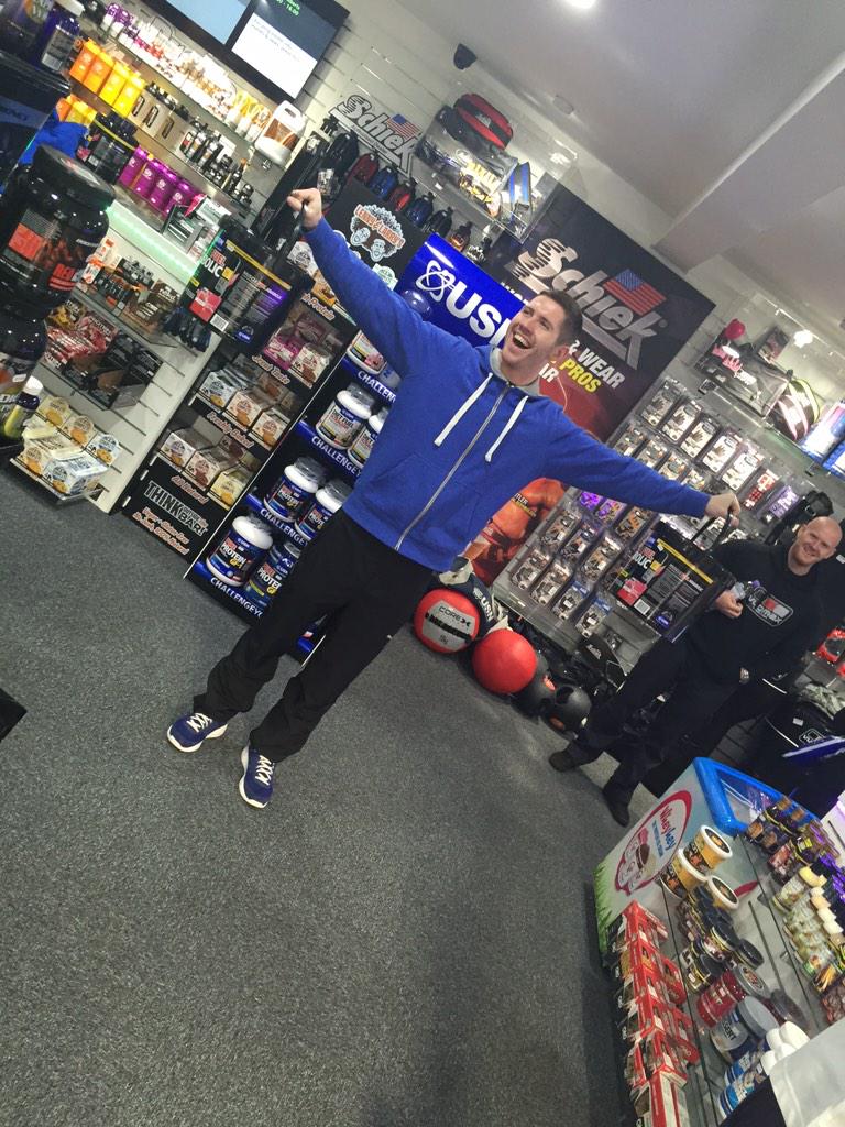 marcbennion's tweet photo. @jamesabreenPT met @ryanjterry today our idol http://t.co/J5M5z51HxL